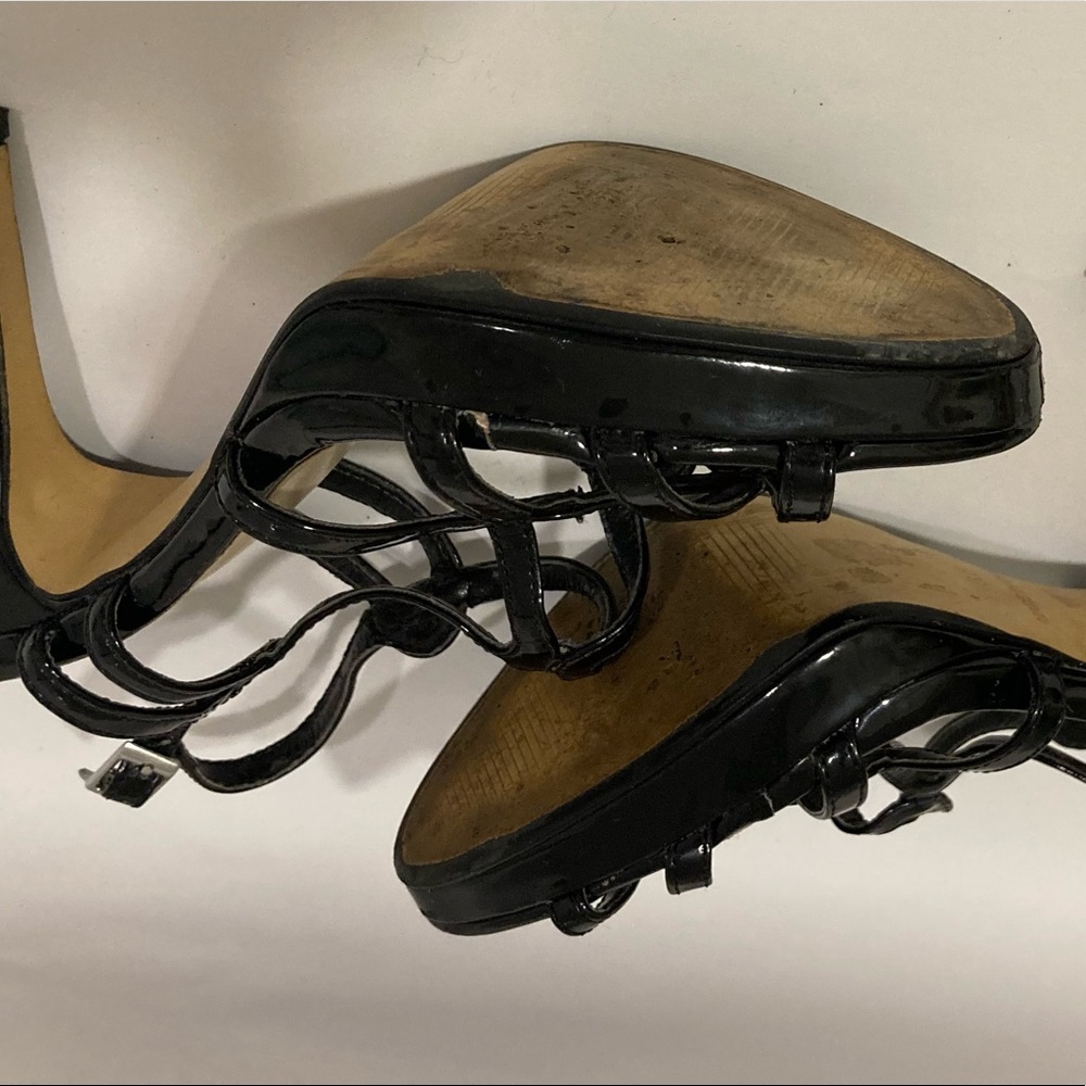 Patent leather strappy Platform Sandals - Picture 5 of 7